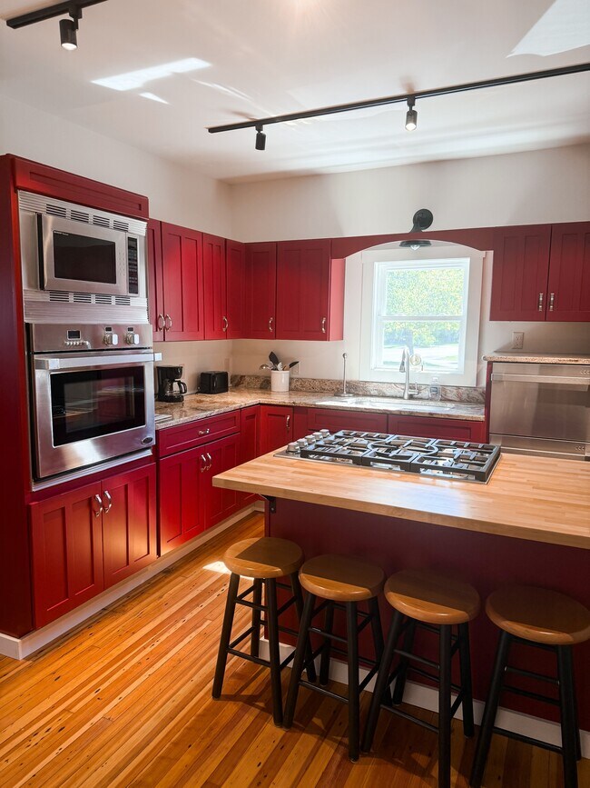 Foto del edificio - 1004 Main St