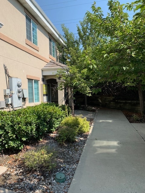 Building Photo - 706 N 1890 W