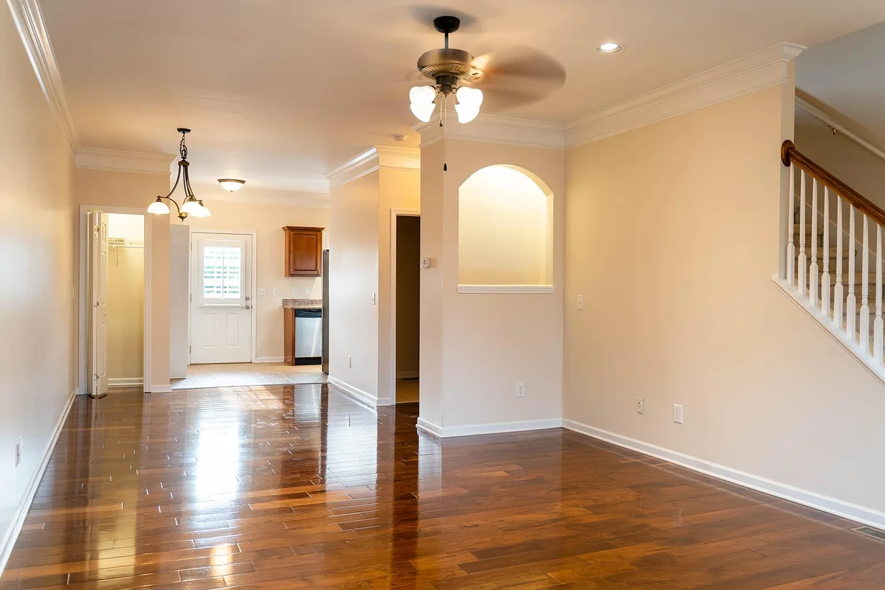 Living Room - 1709 Cherokee Rd