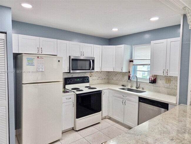 Foto del edificio - 4159 NW 90th Ave