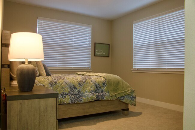 Foto del edificio - 270 S Cherrywood Dr