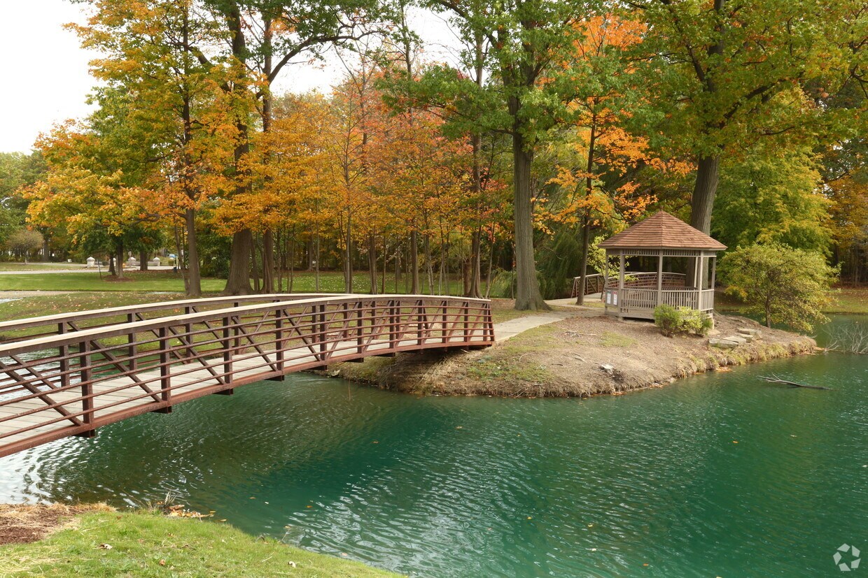 Fairlane Woods Apartments Apartments Dearborn, MI