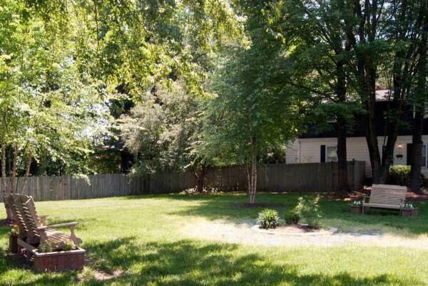 Common area - 49 Dehaven Dr