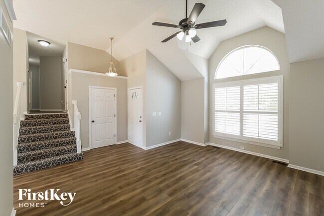 Foto del edificio - 15049 W 145th St