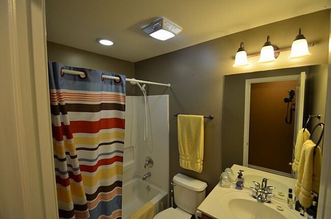Foto del edificio - 24921 Franklin Ln