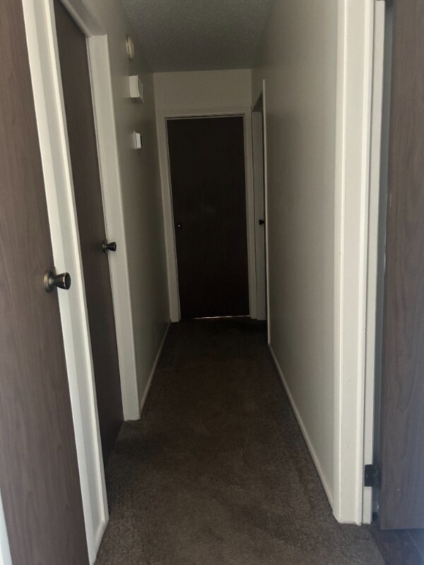 Foto del edificio - 613 Broken Arrow Rd