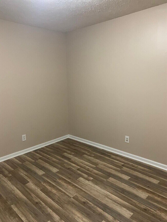 Building Photo - 1214 Accord Dr
