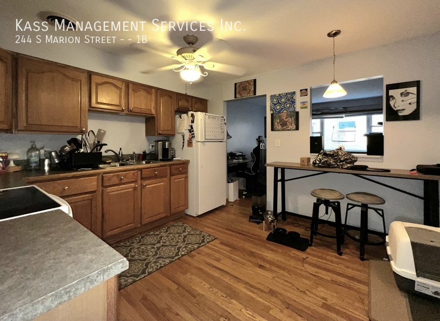 Foto principal - Spacious 2bed/1bath with Heat included, Ha...