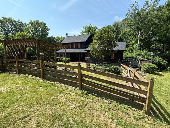 Building Photo - 3507 Stoney Hill Rd