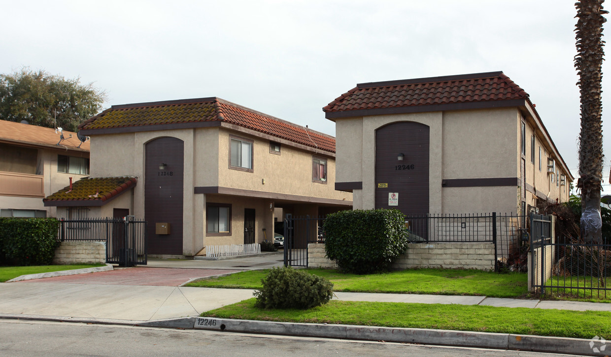 Foto principal - 12246 Cheshire St