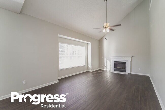 Building Photo - 2700 Hampton View Ct