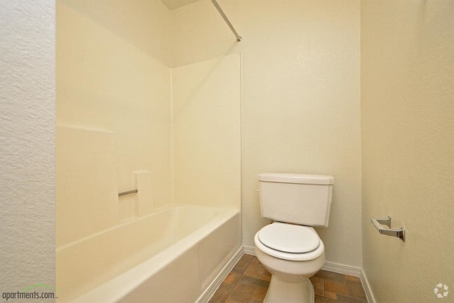 Bathroom - The Oaks Apartments