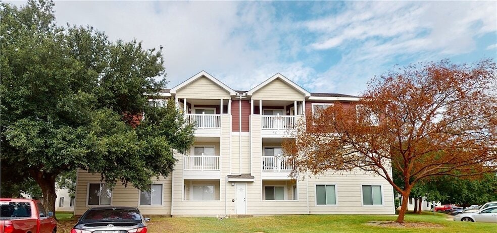 Photo - 515 Southwest PKWY Unit 304