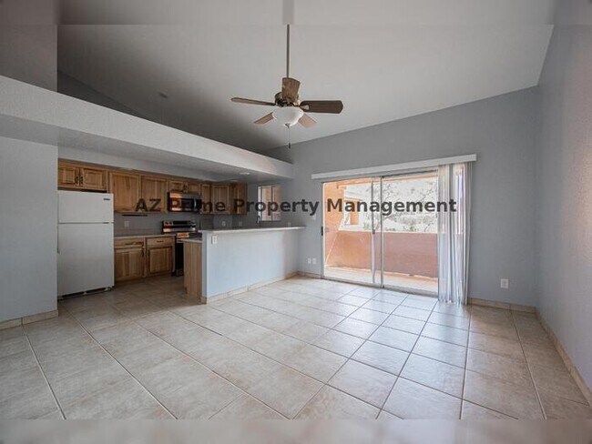 Building Photo - 1402 S Jentilly Ln