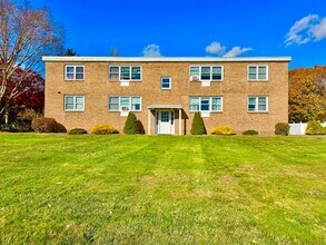 Building Photo - 1742 Boston Post Rd