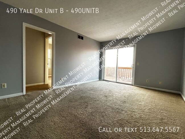 Foto del edificio - 490 Yale Dr