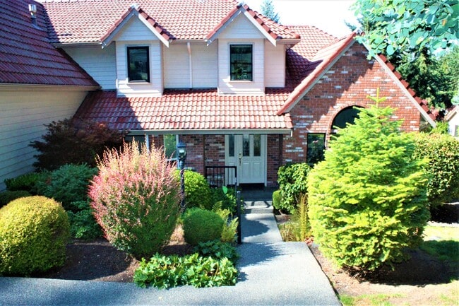 Building Photo - 321 Keach Ct