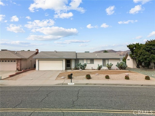 Building Photo - 27573 Grosse Point Dr