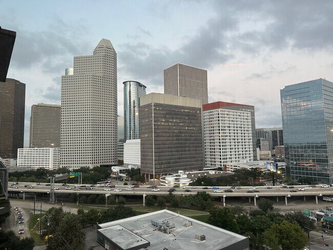 Foto del edificio - 2000 Bagby St