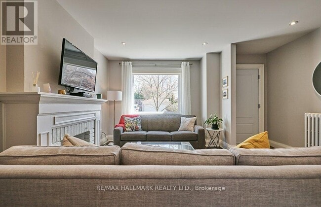 Photo du bâtiment - 10 Elm Rd