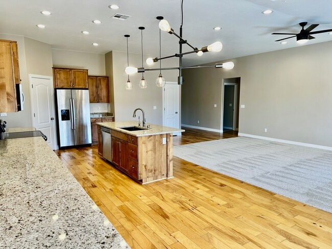 Building Photo - 1223 N 2190 W