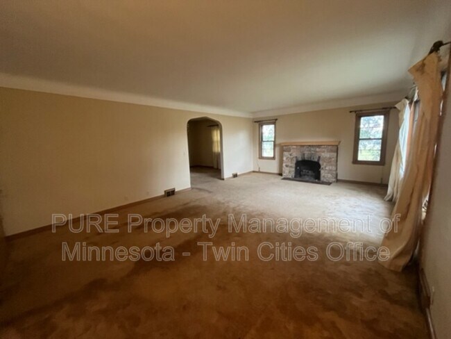 Building Photo - 5566 145th St N