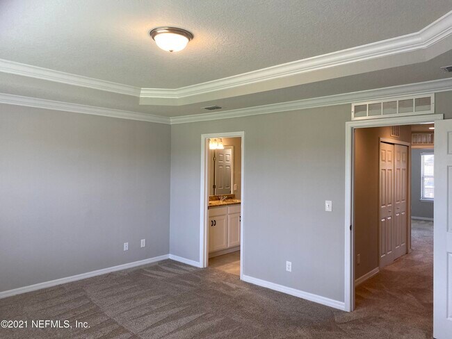 Foto del edificio - 7003 Berrybrook Dr