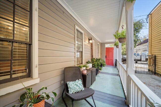 Foto del edificio - 237 Coming St