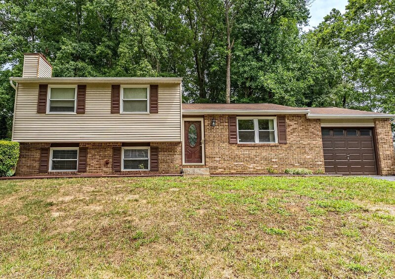 Primary Photo - 2126 Briarwood Dr