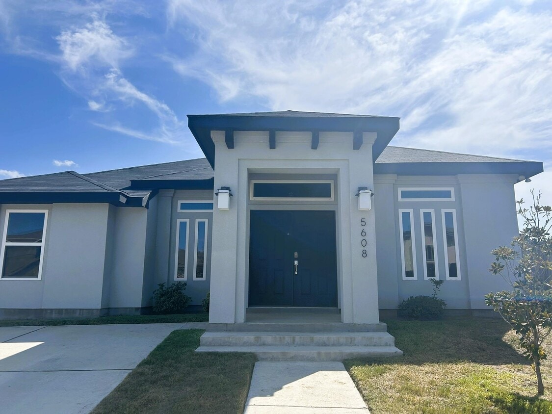 Primary Photo - 5608 Palestine Dr