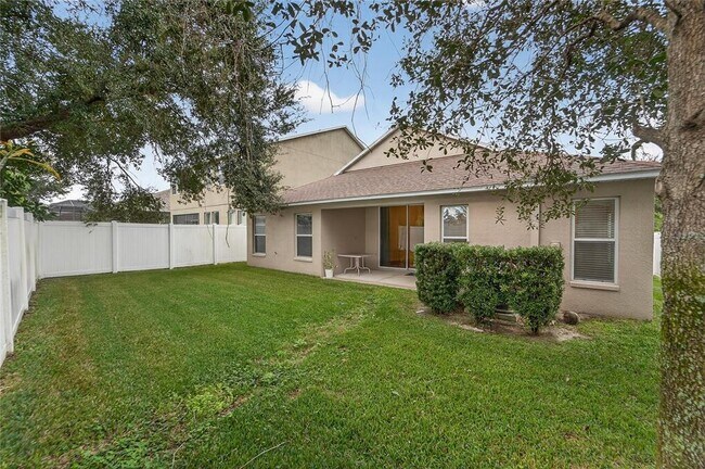 Foto del edificio - 431 Westchester Hills Ln