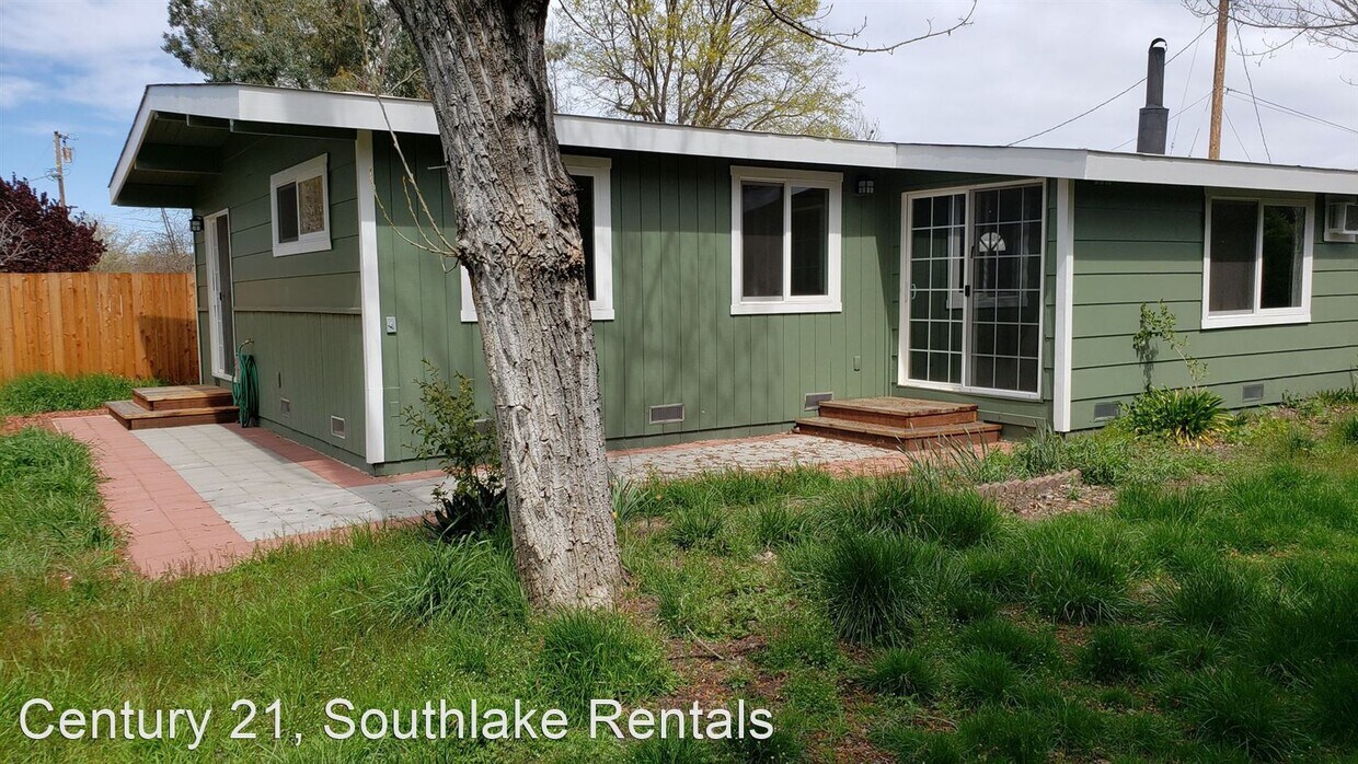 2 br, 2 bath House 2881 Meadow Dr. House Rental in Lakeport, CA
