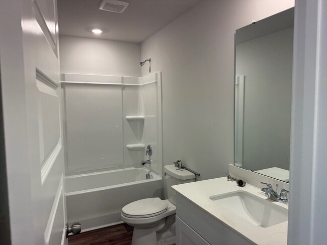 Foto del edificio - 1033 Arborwood Ln SW