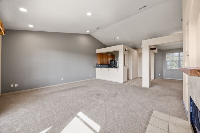 Foto del edificio - Stunning Hill Country Condo with Lake Views!