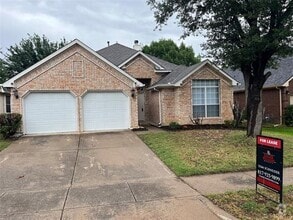Building Photo - 4601 Mustang Dr