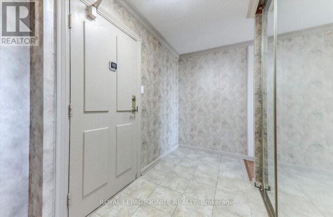 Building Photo - 45-945 Huntingdale Blvd