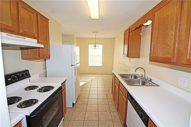 Foto del edificio - 2515 Parkcrest Dr