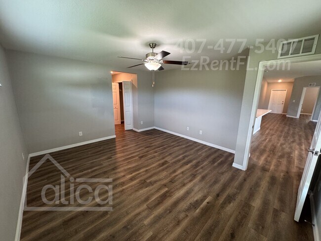 Foto del edificio - Coming Soon – Spacious 4-Bedroom Home in L...