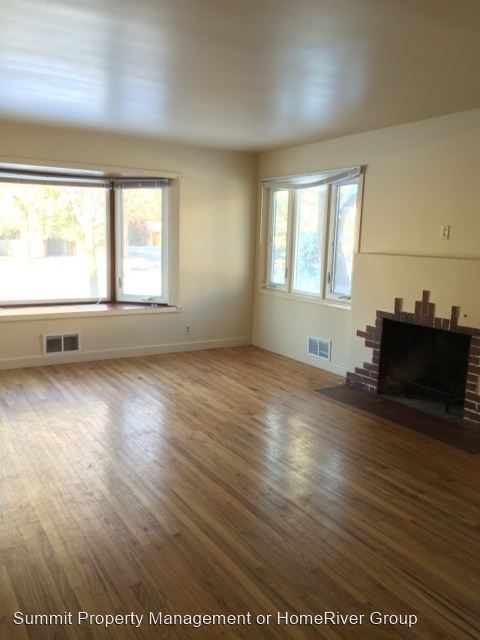 Foto del edificio - 4 br, 2 bath House - 541 Woodworth Avenue