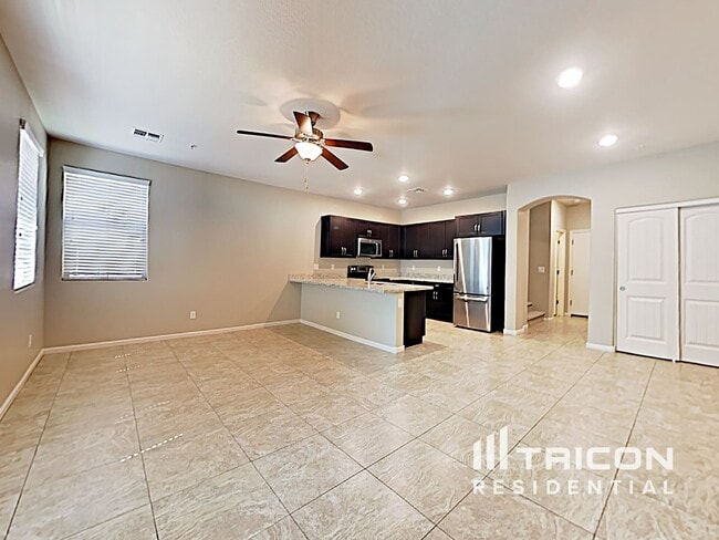 Foto del edificio - 12575 W Gentle Rain Rd