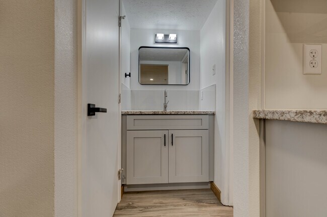 Foto del edificio - Sunrise Suites