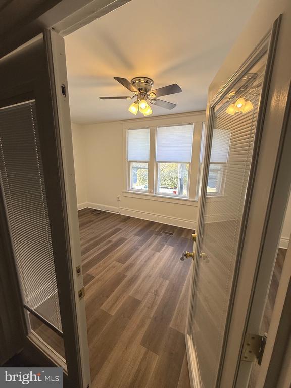 Building Photo - 18 S Braddock St