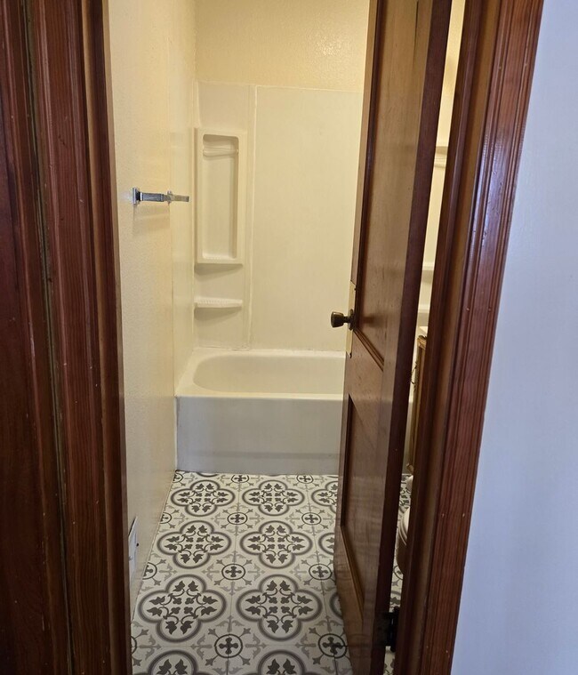 Foto del edificio - 1220 Oak Ave