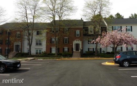 Building Photo - 2 br, 1 bath Condo - 9250 Niki Pl