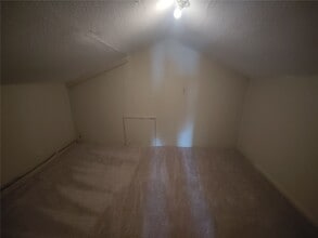 Building Photo - 2715 Ashington Dr