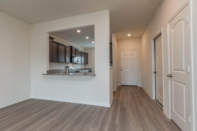 Building Photo - 10802 Millet Ct