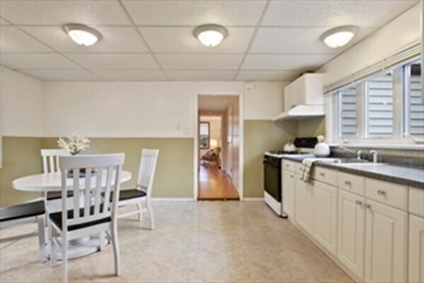 Foto del edificio - 210 Lebanon St