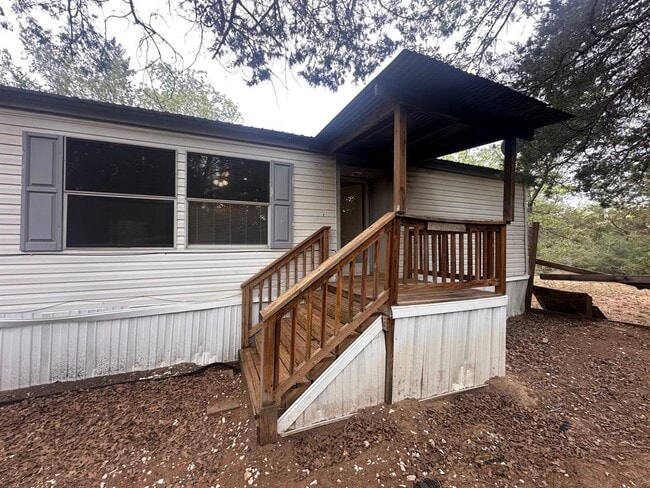 Building Photo - 302 Lone Star Rd