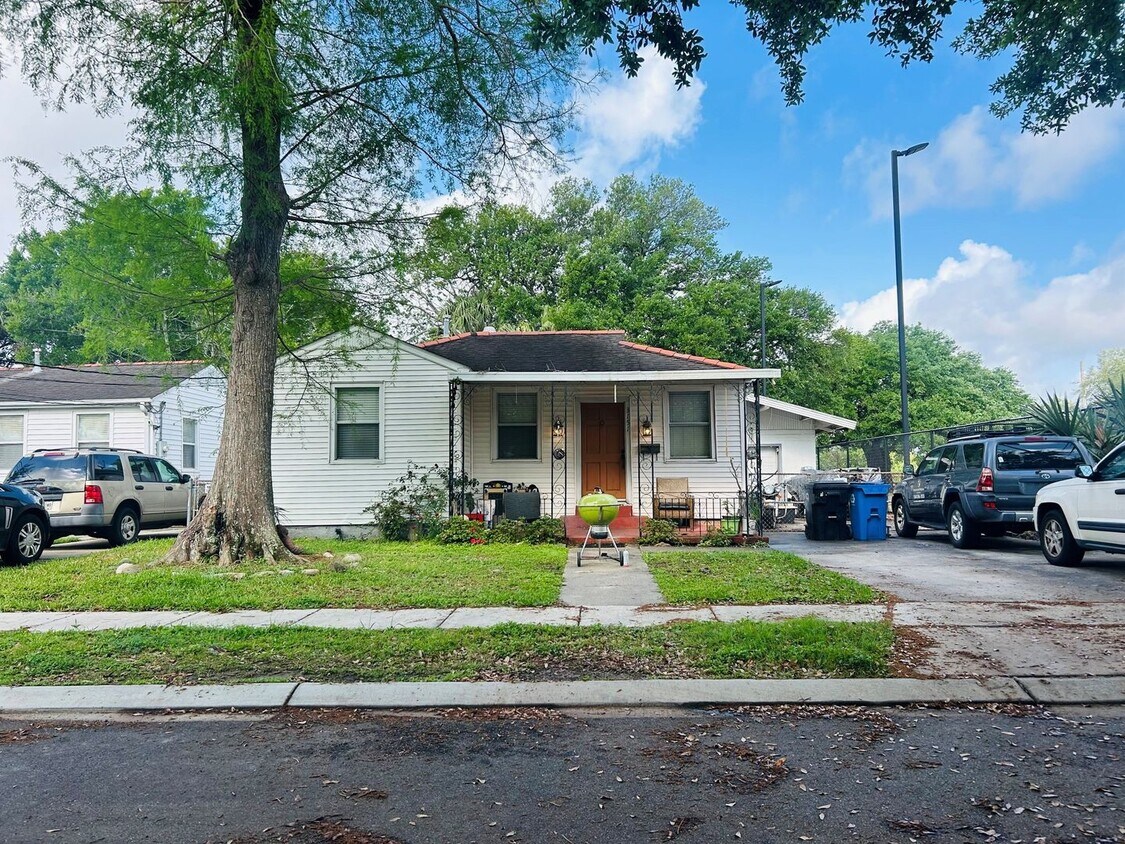 Bayou St. John Cottage - 3 Bedrooms/2 Baths Single Family Home! - Bayou St. John Cottage - 3 Bedrooms/2 Baths Single Family Home!