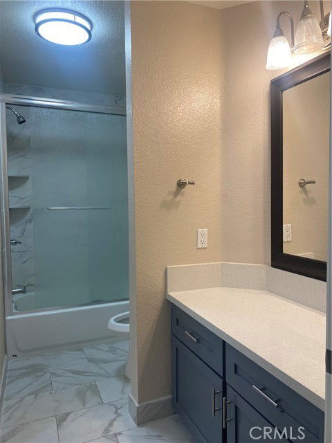 Building Photo - 24721 Las Alturas Ct